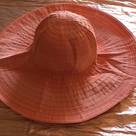 Sun hat - Picture 2 of 3